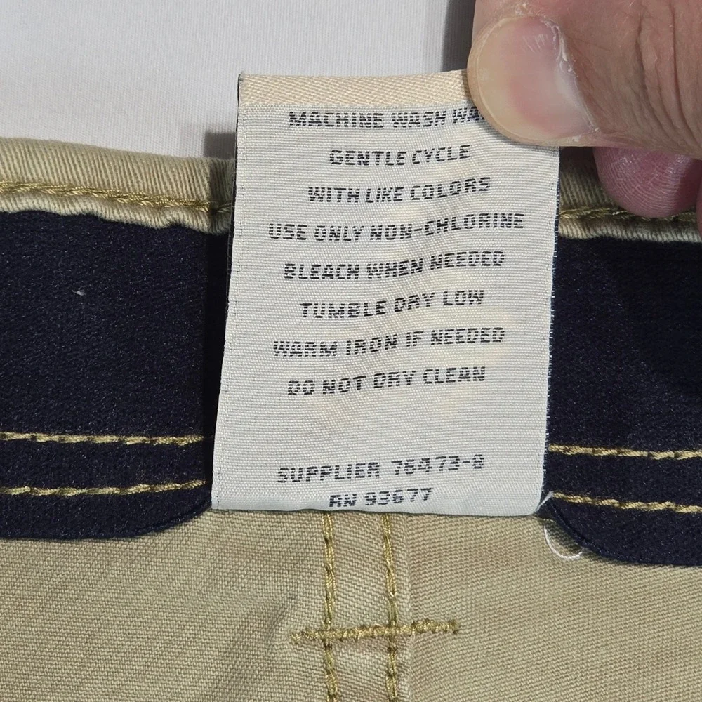 St Johns Bay Mens Khaki Chino Shorts Comfort Stretch Tan Size 36 75473-8